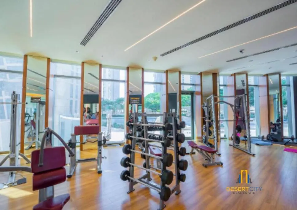 Apartment Luxurious 2 Bed Next To Burj Khalifa, Hosted By Desert City Stays Dubai