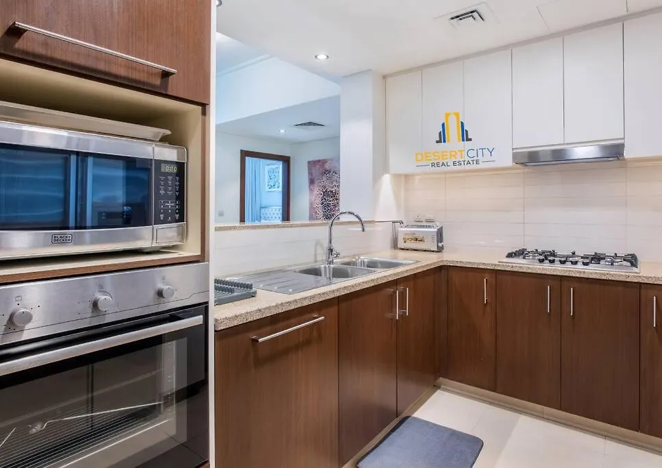 Apartment Luxurious 2 Bed Next To Burj Khalifa, Hosted By Desert City Stays Dubai United Arab Emirates