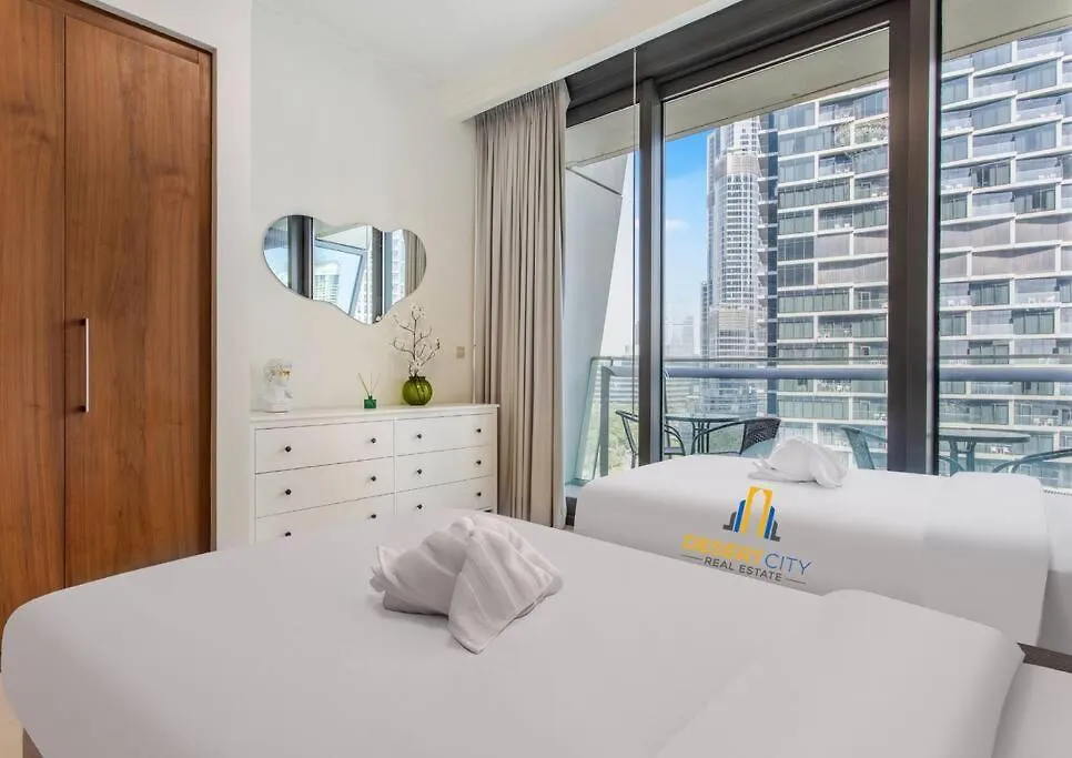 Apartment Luxurious 2 Bed Next To Burj Khalifa, Hosted By Desert City Stays Dubai