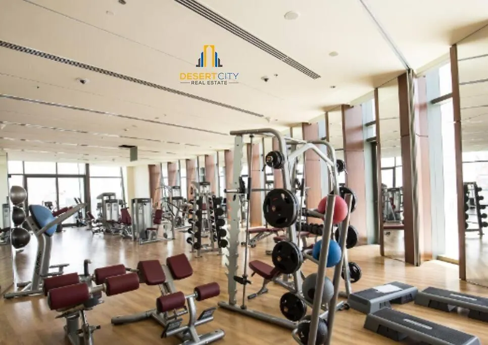 Luxurious 2 Bed Next To Burj Khalifa, Hosted By Desert City Stays Dubai