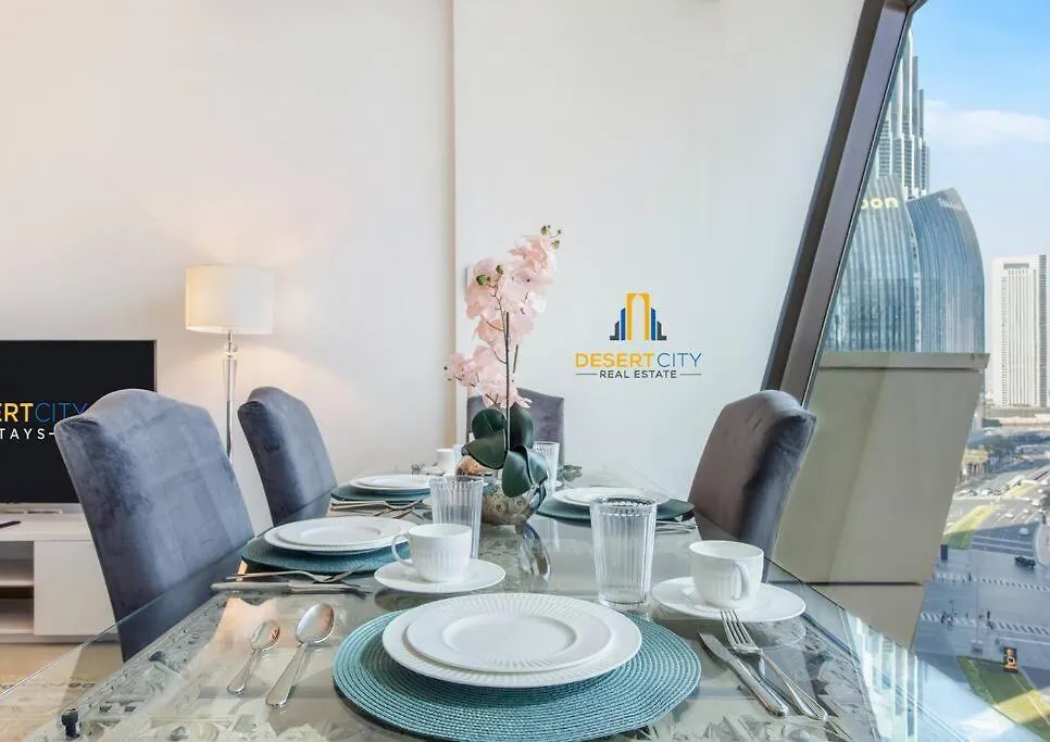 Apartment Luxurious 2 Bed Next To Burj Khalifa, Hosted By Desert City Stays Dubai