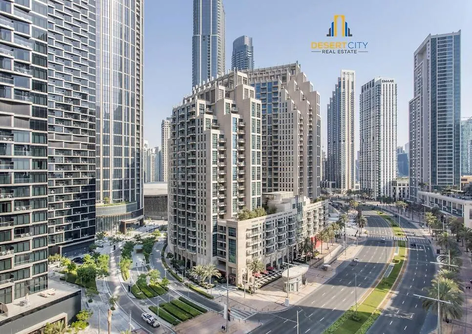 Luxurious 2 Bed Next To Burj Khalifa, Hosted By Desert City Stays Dubai Apartment