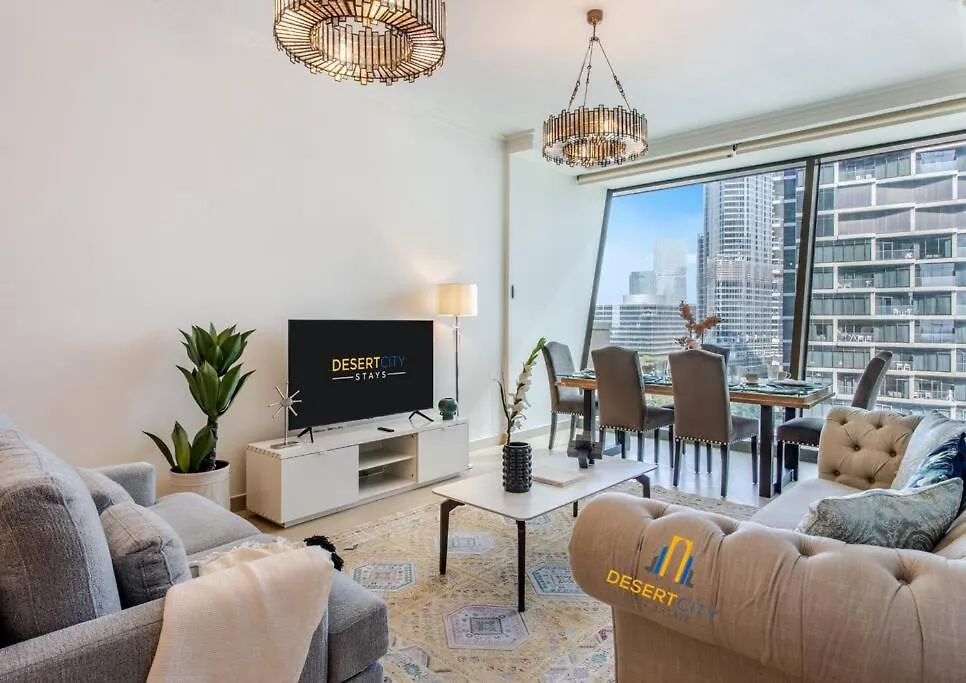 Luxurious 2 Bed Next To Burj Khalifa, Hosted By Desert City Stays Dubai