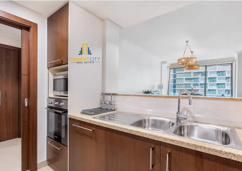 Apartment Luxurious 2 Bed Next To Burj Khalifa, Hosted By Desert City Stays Dubai United Arab Emirates
